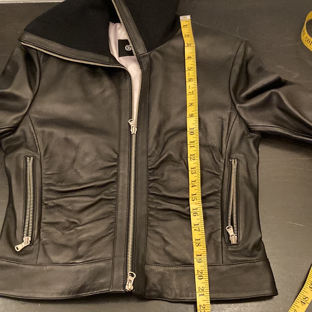 Guess genuine leather coat ruching on front and large knit collar size M GUC - Picture 11 of 13